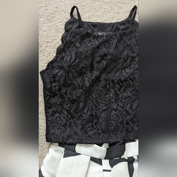 Girl's Special Occasion Dress - Picture 3 of 5